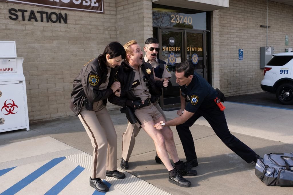 Reno 911! on Quibi, Thomas Lennon as Officer Dangle