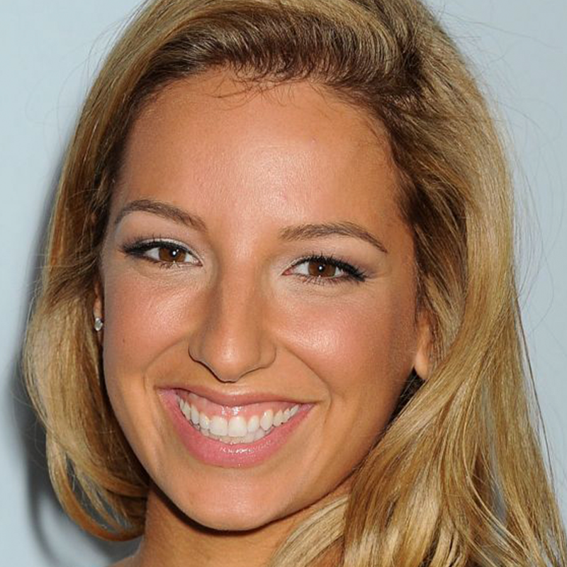 Venessa Lengies